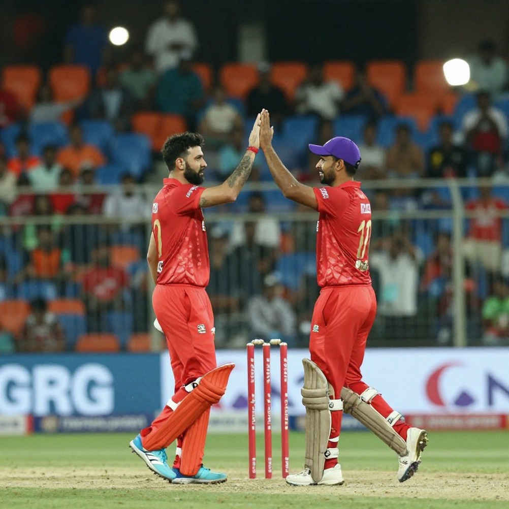 নিলামের দাম আর লেজারের সত্য: এশিয়ার ক্রিকেট-চুক্তিতে দল আসলে কে লিখছে? নিলামের দাম আর লেজারের সত্য: এশিয়ার ক্রিকেট-চুক্তিতে দল আসলে কে লিখছে?