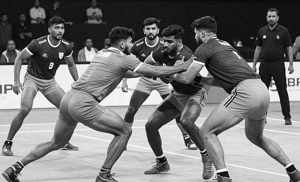 ৪৮-২৪: যে ব্যবধানটা ভারতের শক্তি প্রমাণ করে না, প্রমাণ করে ফাঁকা মাঠটা