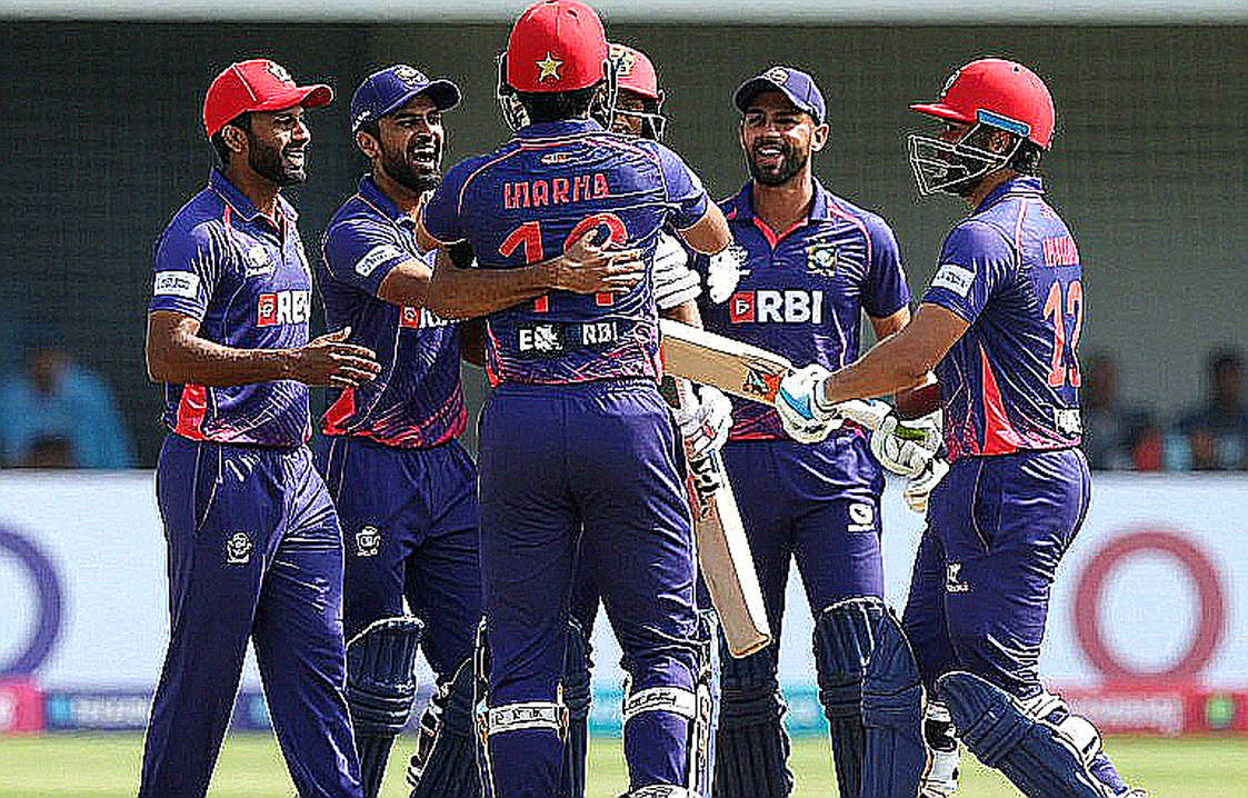 নিলামের দাম বেড়েছে, খেলোয়াড়ের ভাগ বাড়েনি: মহিলা ক্রিকেটের ক্রেতা-বাজারের ভেতরের হিসাব