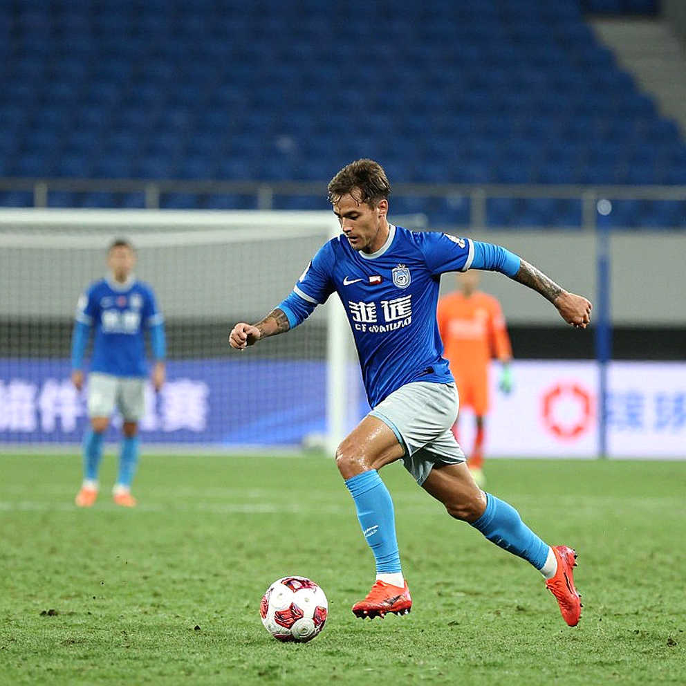 The Weight of the First Spot-Kick: Al-Hamdan's Penalty in Gulf Cup 27 and the Criticism That Does Not Fall Silent The Weight of the First Spot-Kick: Al-Hamdan's Penalty in Gulf Cup 27 and the Criticism That Does Not Fall Silent