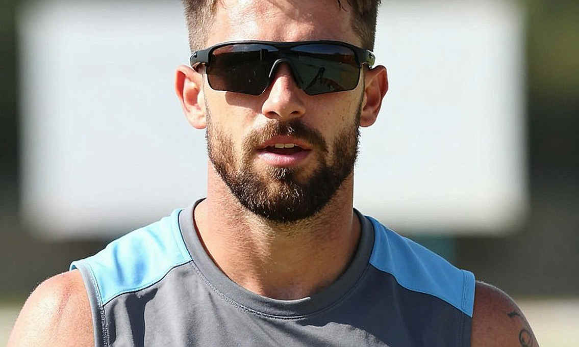 Overs Seven to Fifteen: The Column Asia's T20 Auctions Buy, and the Column the Pitch Writes