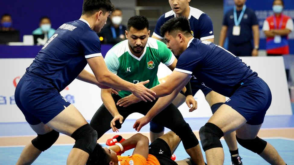 অ্যাস্ট্রালিসের হিসাব: কুর্তোয়া, ফুটবল-পুঁজি আর ১.৯১ কোটি ক্রোনারের ক্ষতি
